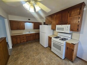 4103 Lowry Ave N, Unit 2 in Minneapolis, MN - Building Photo - Building Photo