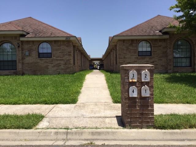 1805 S Horse St in Pharr, TX - Building Photo