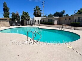 The Palms in Redding, CA - Building Photo