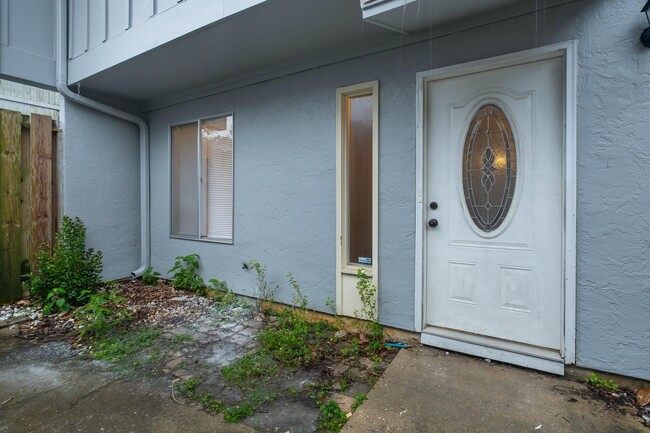 property at 3036 Blairstone Ct