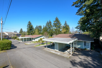 2212 9th Ave SW in Olympia, WA - Foto de edificio - Building Photo