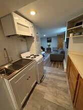 140 Kilsyth Rd, Unit B in Boston, MA - Building Photo - Building Photo