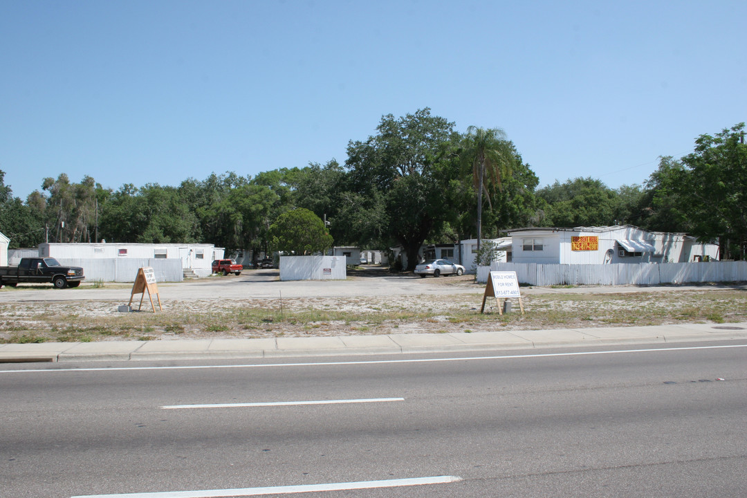 MR Rogers Appliances in Tampa, FL - Foto de edificio