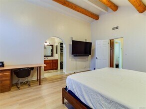 2703 Huntington Ln in Redondo Beach, CA - Building Photo - Building Photo