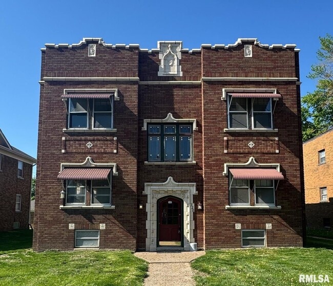 property at 328 W Columbia Ave