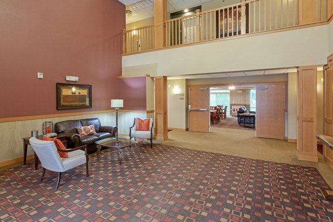 Lakeville Woods in Lakeville, MN - Building Photo - Interior Photo