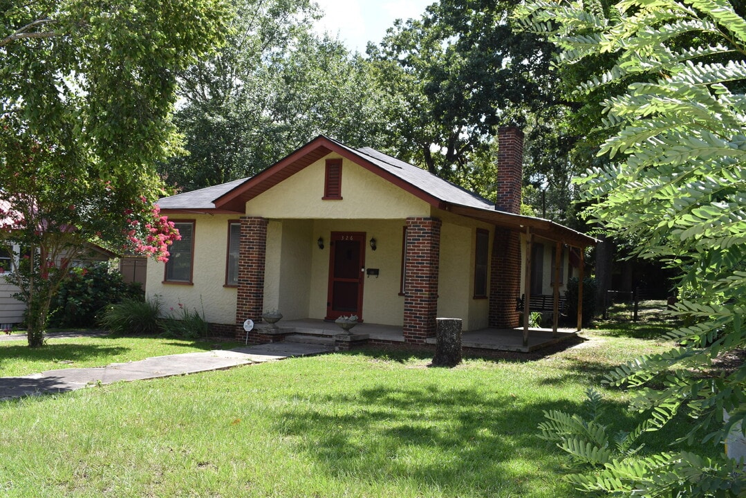 326 Milledge Rd in Augusta, GA - Building Photo