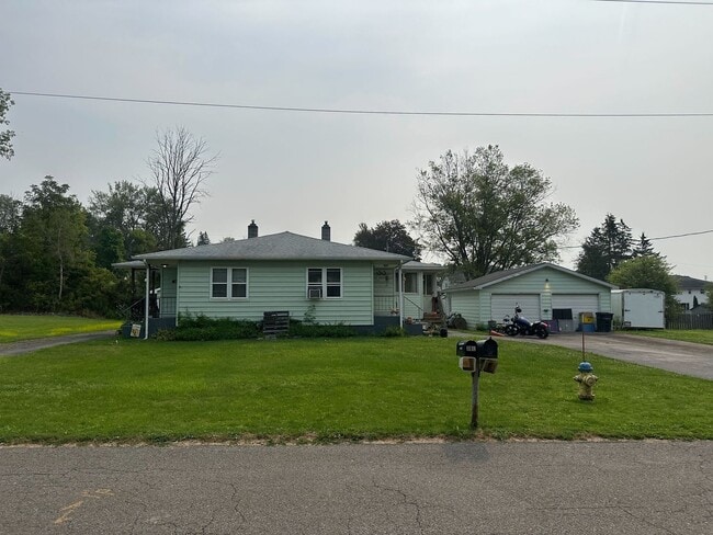 property at 38 Woodhill Ct