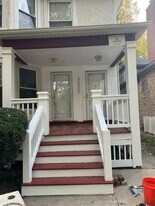 2022 Colfax St in Evanston, IL - Building Photo