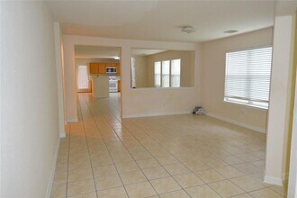 13018 Hill Canyon Ln in Houston, TX - Building Photo - Building Photo