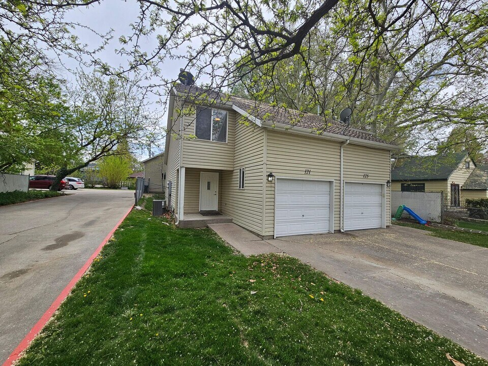 121 W 100 N in Bountiful, UT - Building Photo