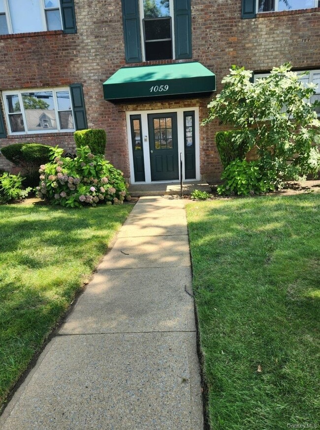 property at 1059 Rottkamp St