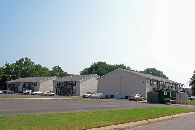 North Park Apartments in Bossier City, LA - Building Photo - Building Photo