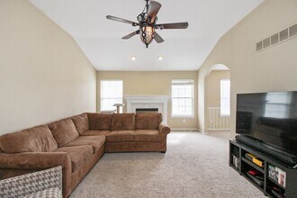 3808 Bent Oak Dr in Columbia, MO - Building Photo - Building Photo