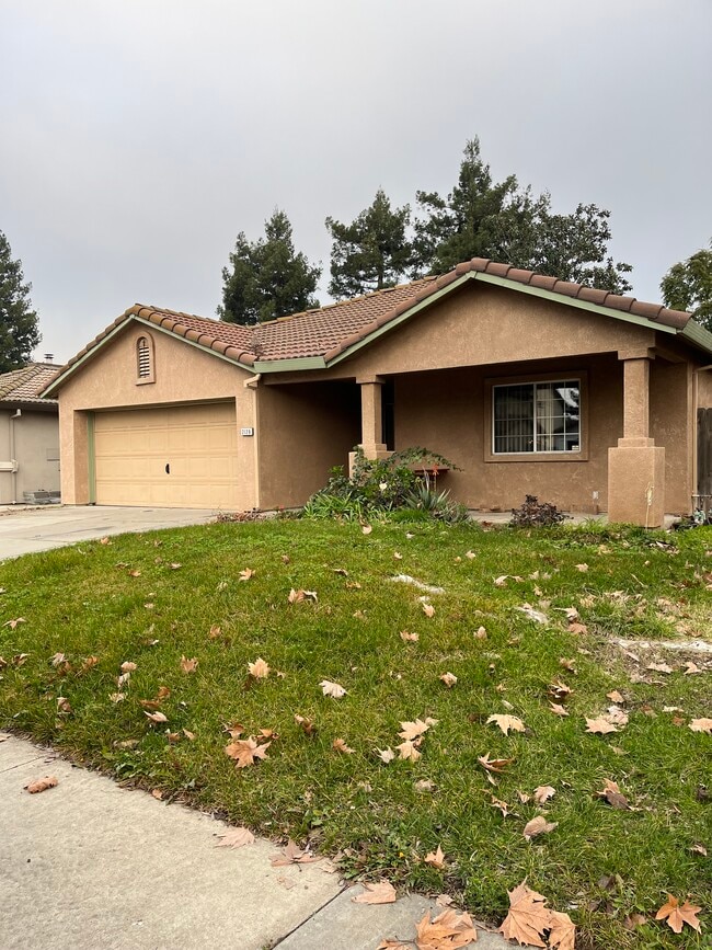 property at 2128 Jayhawk Dr