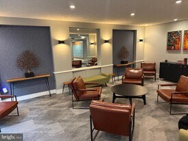 1435 P St NW in Washington, DC - Building Photo