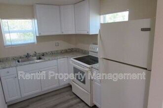 101 3rd St in Ft. Myers, FL - Building Photo - Building Photo