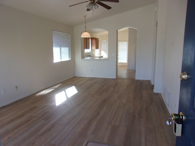 4586 Chaparral Loop in Sierra Vista, AZ - Building Photo - Building Photo