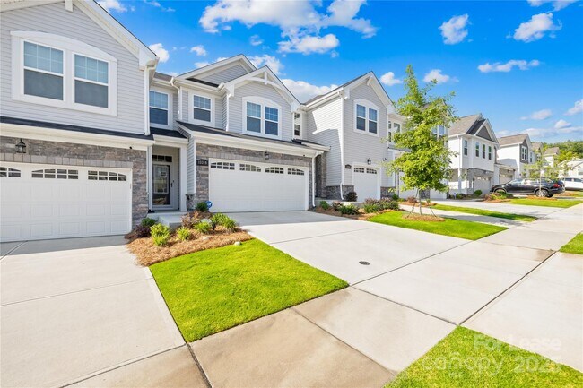 13319 Savaine St in Charlotte, NC - Building Photo - Building Photo