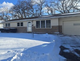 207 Wayside Ave in Decatur, IL - Building Photo