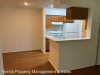 1235 SW 46th Ave photo'