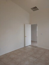 258 E Camino Limon Verde in Sahuarita, AZ - Building Photo - Building Photo