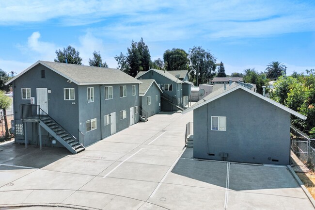 Sunset Apartments in Vallejo, CA - Building Photo - Building Photo