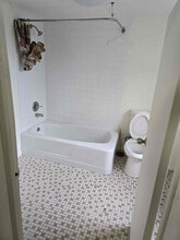 303 Frank E Rodgers Blvd S in Harrison, NJ - Foto de edificio - Building Photo