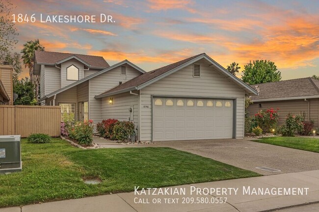 property at 1846 Lakeshore Dr