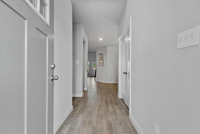 15815 Eastern Meadowlark Wy in Cypress, TX - Foto de edificio - Building Photo