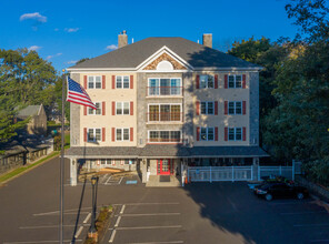 440 Old York Rd in Jenkintown, PA - Foto de edificio - Building Photo