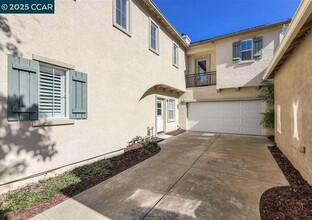 112 Center Ct in Danville, CA - Building Photo - Building Photo