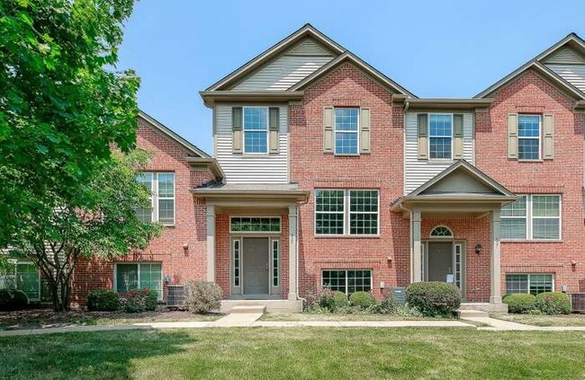 635 Conservatory Ln