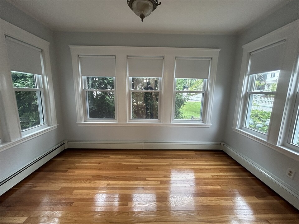 28 Webster Pl in Malden, MA - Building Photo