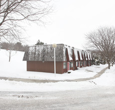 Hammerstone Village Apartments in Cobleskill, NY - Foto de edificio - Building Photo