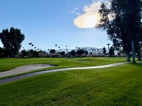 205 Las Lomas in Palm Desert, CA - Building Photo - Building Photo