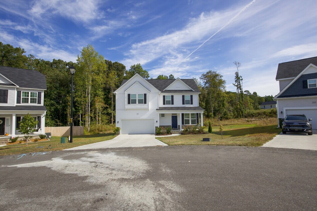 1170 Camellia Dr in Vass, NC - Building Photo