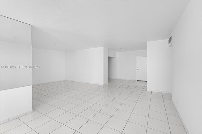 7441 Wayne Ave, Unit 11G in Miami, FL - Building Photo - Building Photo