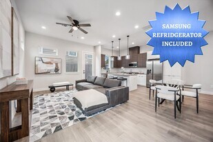 303 Charlock St in Houston, TX - Building Photo