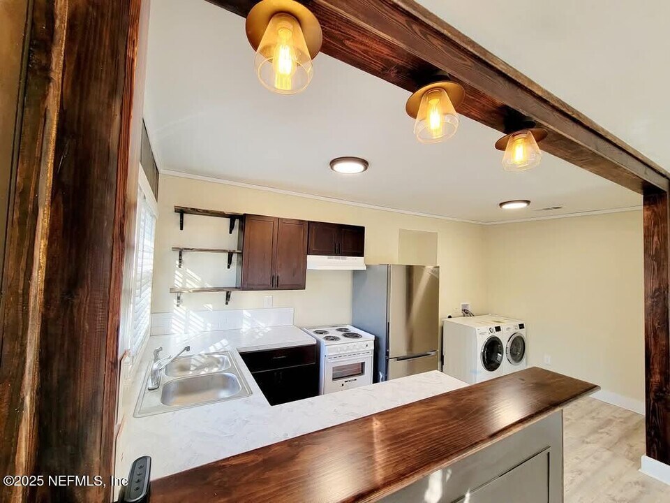 133 E 4th St-Unit -3 in Jacksonville, FL - Building Photo