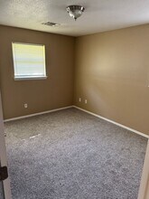 131 Mt Vernon Dr in Norman, OK - Building Photo - Building Photo