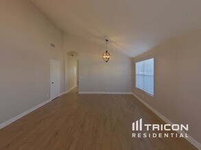 3978 E Douglas Loop in Gilbert, AZ - Building Photo - Building Photo