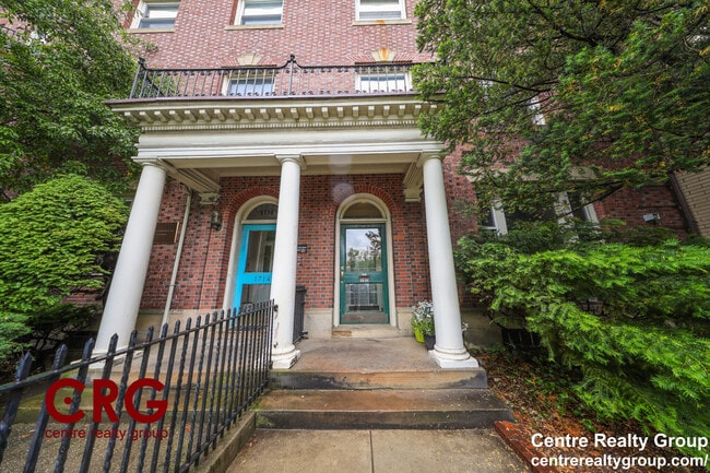 1722 Beacon St, Unit 2