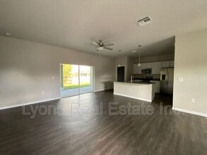 23204 Frederick Ave in Port Charlotte, FL - Building Photo - Building Photo