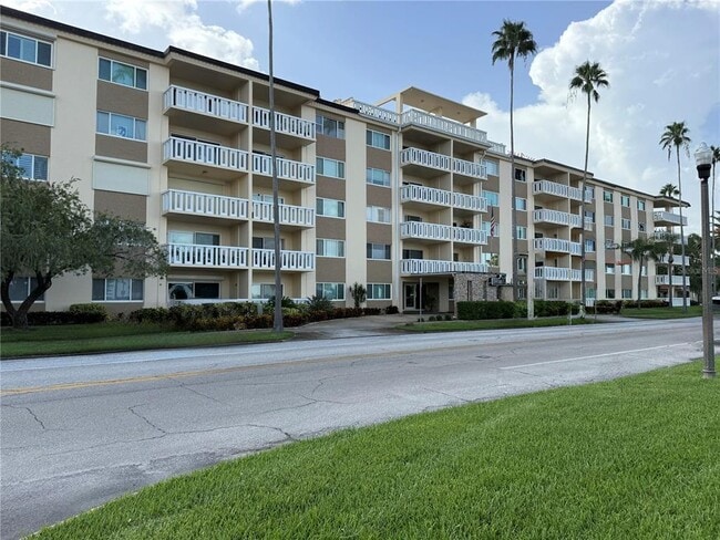 property at 1200 N Shore Dr NE