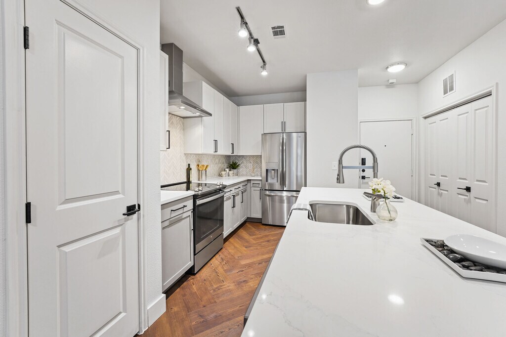 Fitzhugh Urban Flats Apartments in Dallas, TX