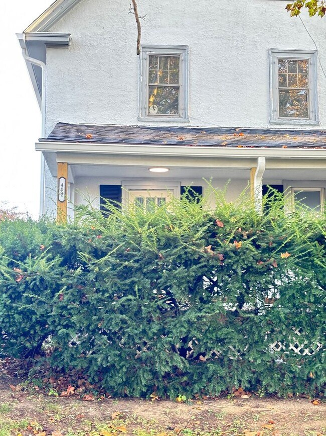 409 E Washington Ave in Bethlehem, PA - Building Photo - Building Photo