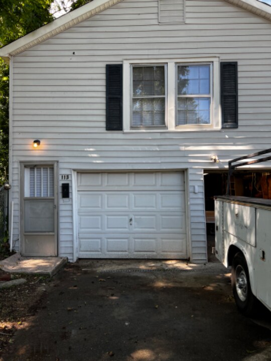 113 N Charles St-Unit -113 in Roxboro, NC - Building Photo