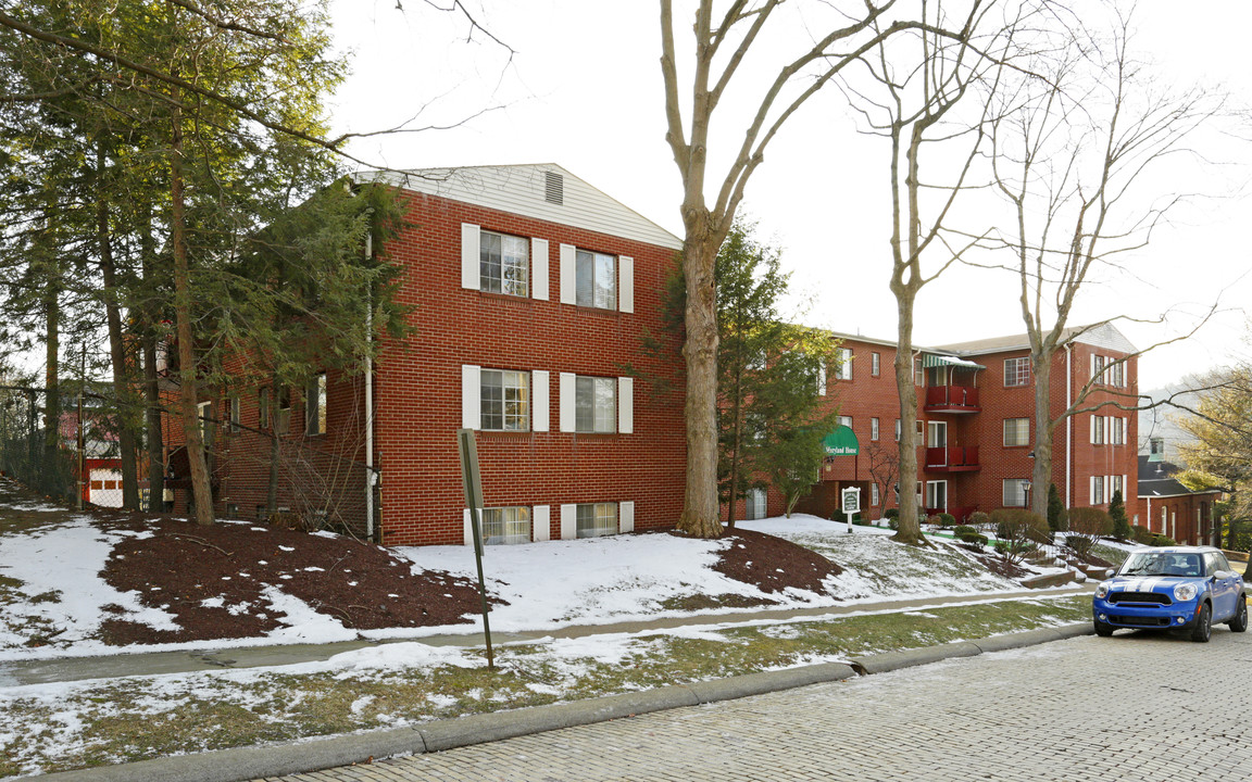 The Maryland House in Oakmont, PA - Foto de edificio