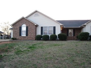 2405 Annandale Dr in Anderson, SC - Building Photo